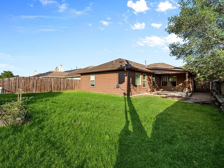 3027 Lockeridge Village Dr — Photo 24
