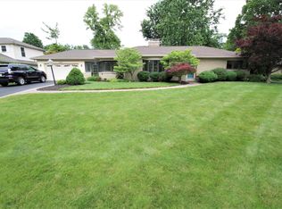 2450 Canterbury Rd, Columbus, OH 43221