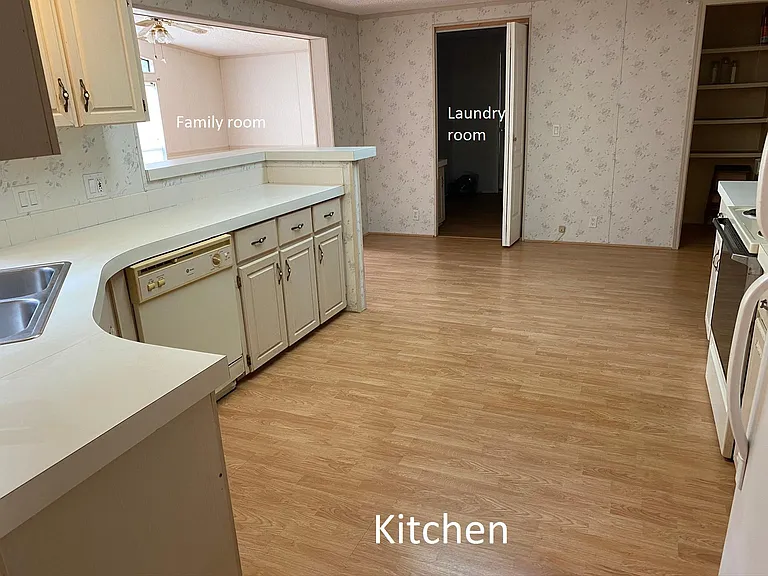 7104 Lady Hawk Ln — Photo 18