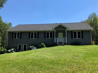 1585 Glenview Dr, Chatham, VA 24531