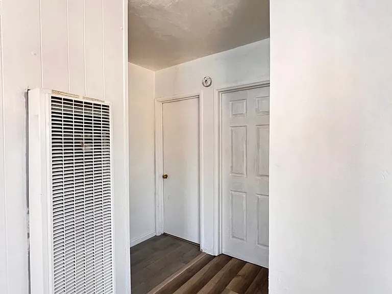 510 S Johnson Ave — Photo 9
