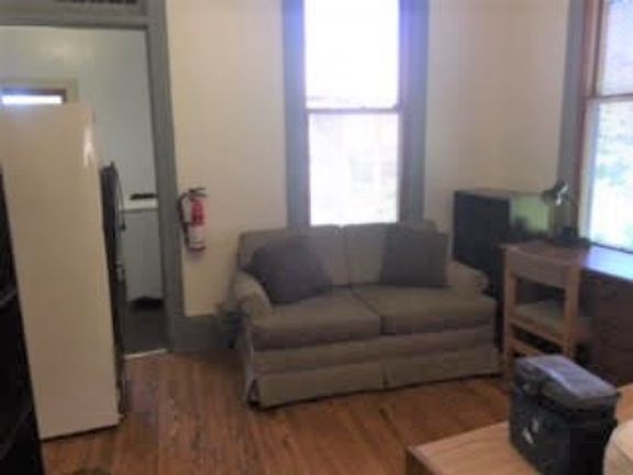 4th image of 127 College Ave APT 2