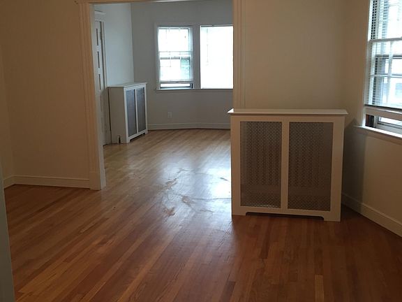 Dining room to living room