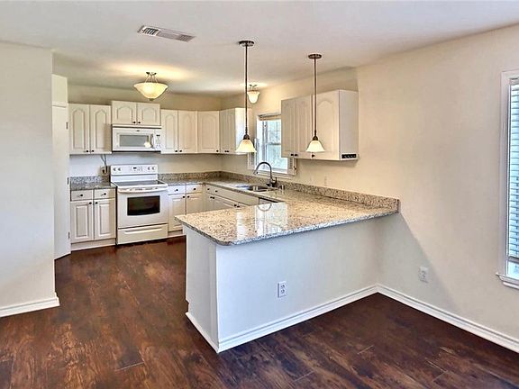 2nd image of 3629 Kayewood Dr