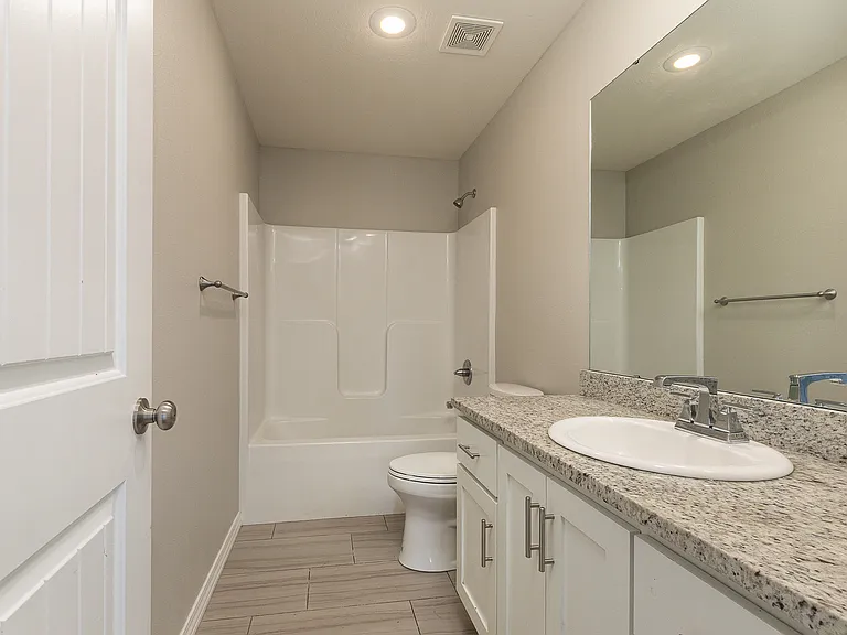 2 full bathrooms