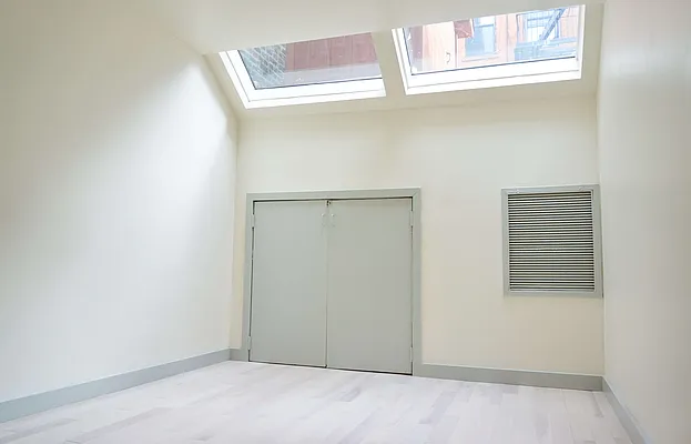 Rented by Smart City Real Estate LLC | media 39