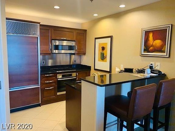 5th image of 125 E Harmon Ave #1920