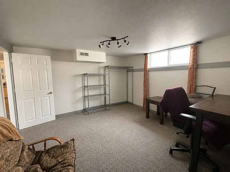1005 E Austin Ave #2 — Photo 8