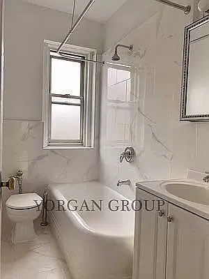 Rented by Compass | media 27