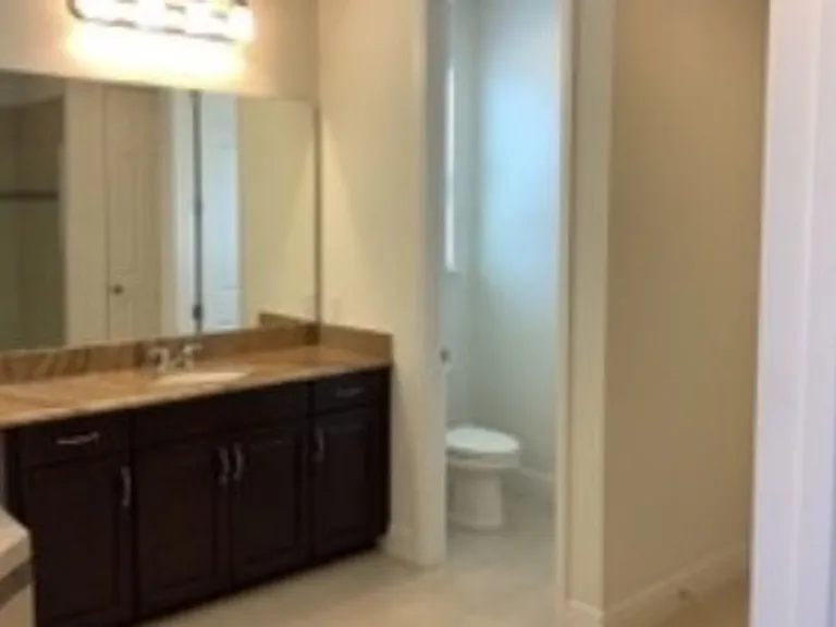 9240 Woodcrane Dr — Photo 21
