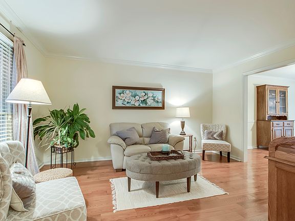 5th image of 8344 Birch Run Ln