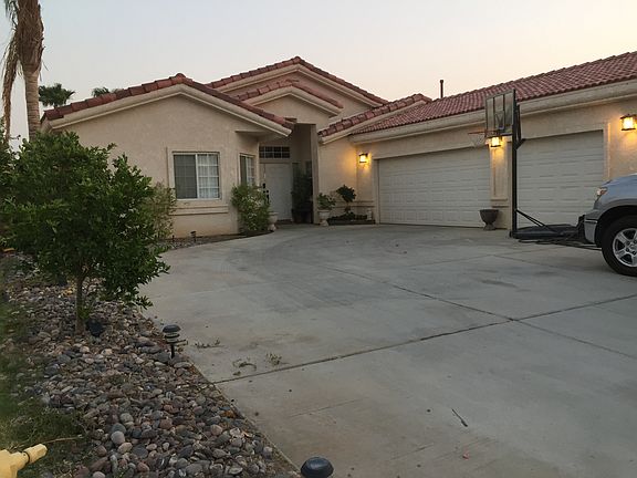 2nd image of 79693 Dandelion Dr