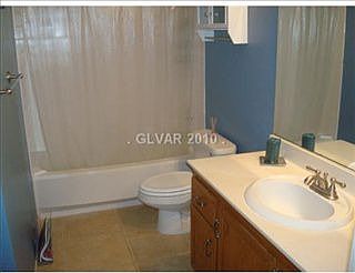 5th image of 1440 Desert Hills Dr