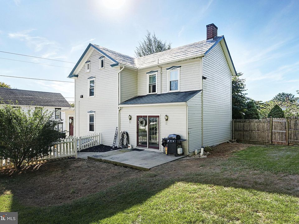 122 Park St, Aspers, PA 17304 Zillow