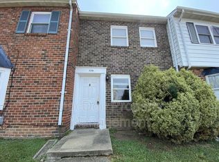 729 Anvil Rd, Fredericksburg, VA 22405