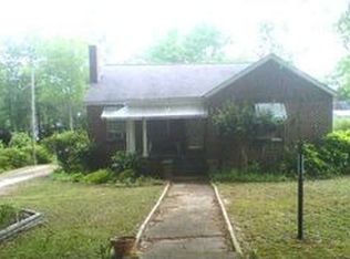 1110 Brooks St, Greenwood, SC 29646