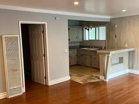 5th image of 1401 Manhattan Ave APT L