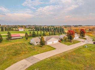 617 6th Ave W, Osakis, MN 56360