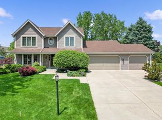 12520 W North Ln, New Berlin, WI 53151
