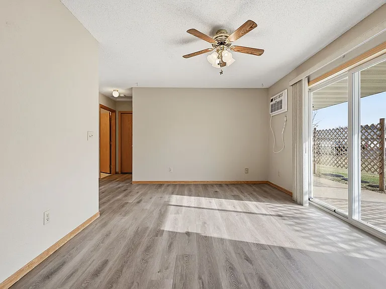 6382 Birch St — Photo 9