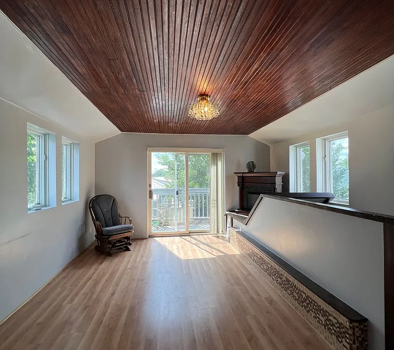705 McLean Ave