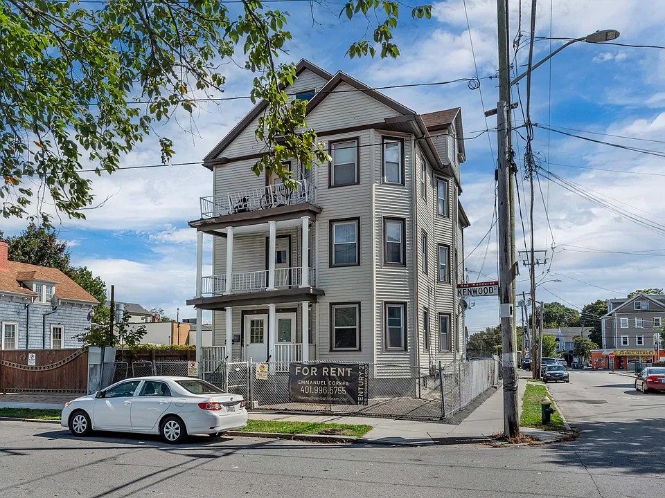 48 Kenwood St #3