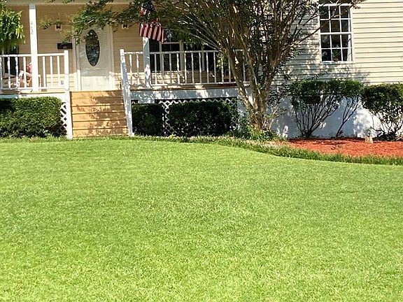 2nd image of 462 Greenwich Dr