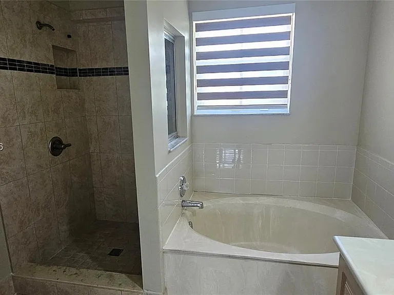 23664 SW 107th Ct — Photo 11