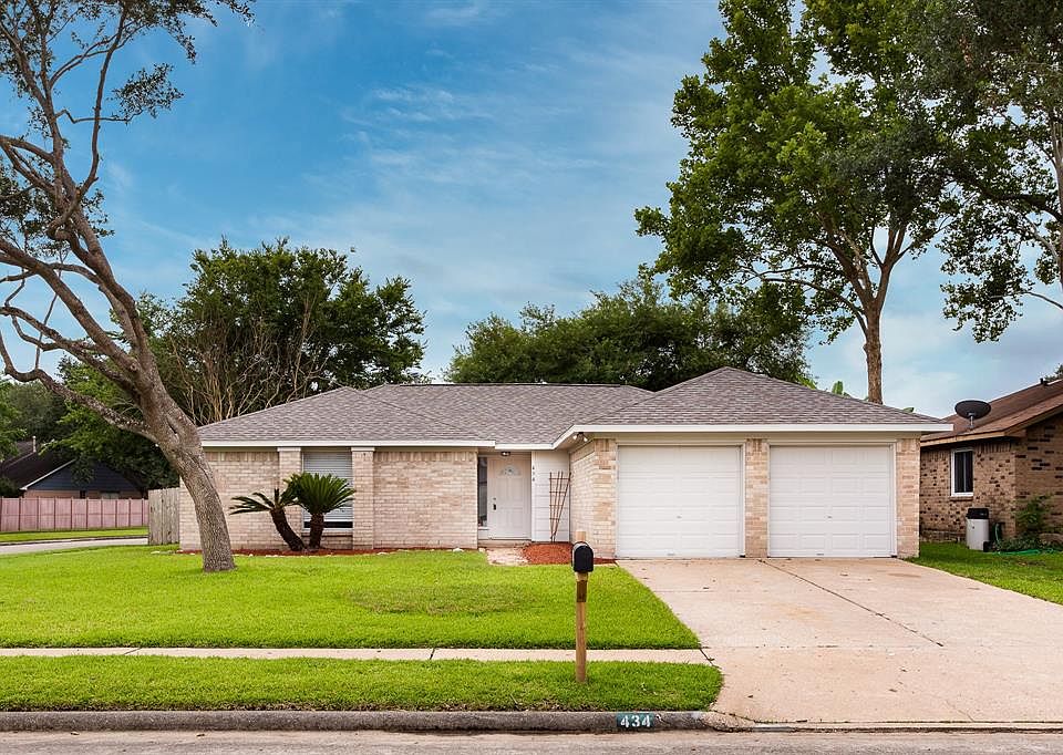 1st image of 434 Village Creek Dr