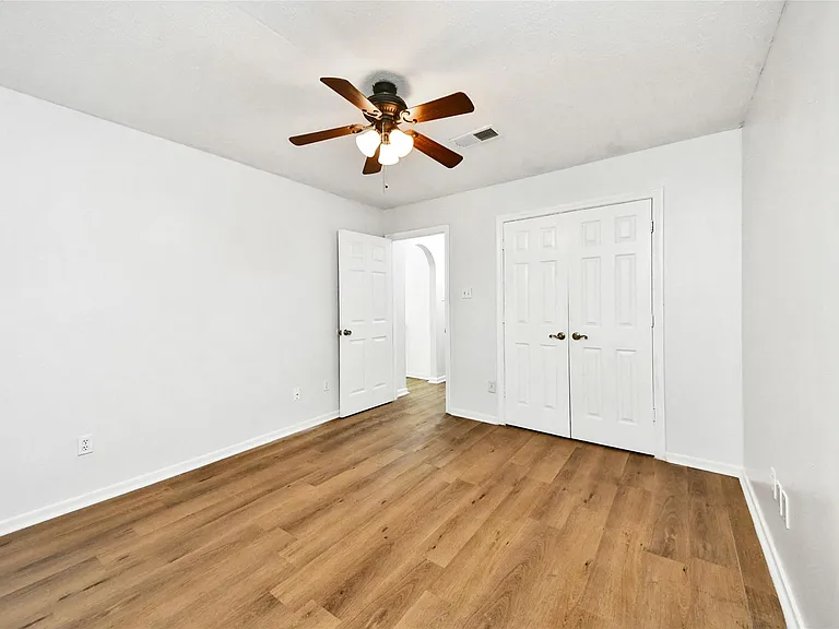 1419 Hudgens Ave — Photo 27