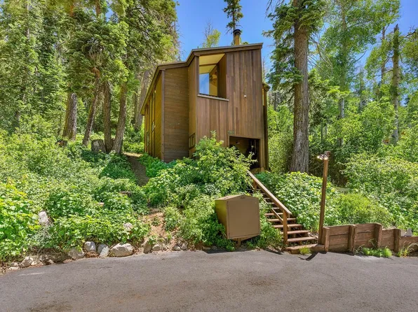 1025 Snow Crest Rd, Alpine Meadows, CA 96146