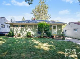 1304 Eastern Pl NE, Grand Rapids, MI 49505