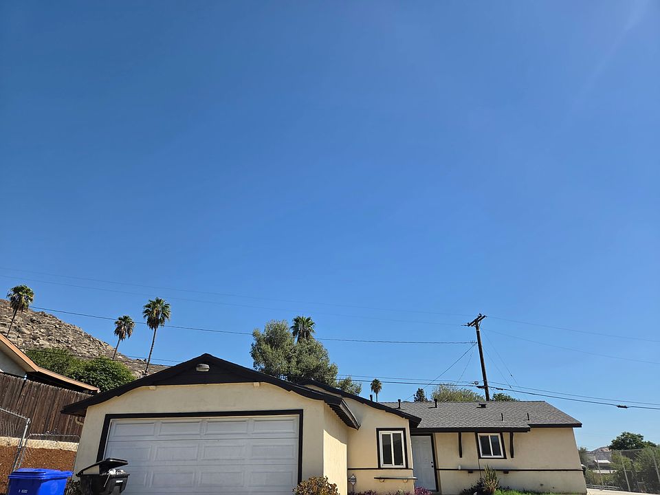 1st image of 3150 Laurel Dr
