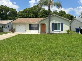 7449 Como Dr, New Port Richey, FL 34655