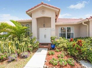 13752 N Garden Cove Cir, Davie, FL 33325