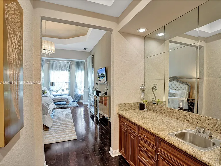 14321 Jockey Cir N — Photo 26
