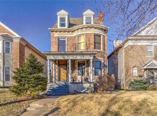 4221 Westminster Pl, Saint Louis, MO 63108