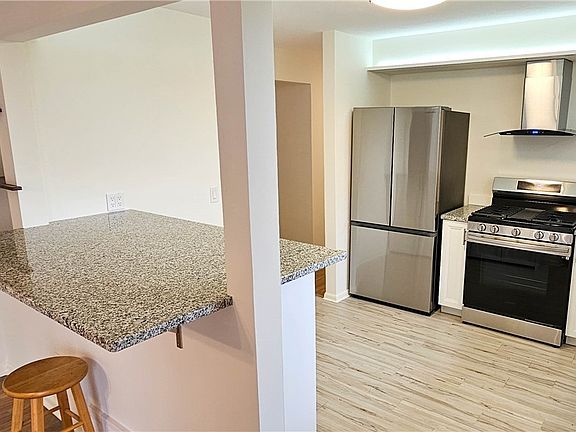 4th image of 19755 Upper Terrace Dr