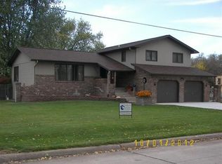 2211 B St, Schuyler, NE 68661