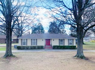 162 Fairway Blvd, Jackson, TN 38305