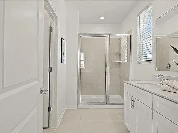 828 Aubey Ln — Photo 6
