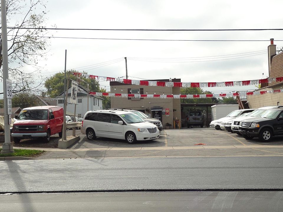 1st image of 2935 Burr Oak Ave
