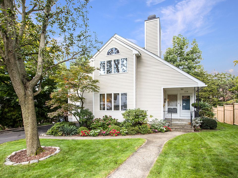 Welcome to 154 Trenton Ave!