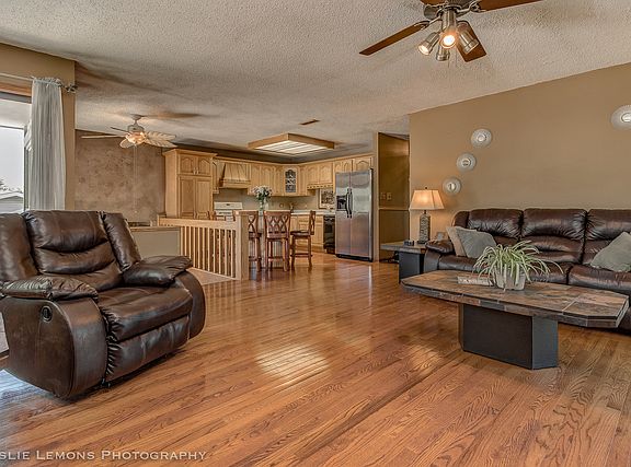 4th image of 13837 W Sandstone Dr