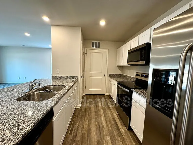 2161 Bayside Dr SW — Photo 10