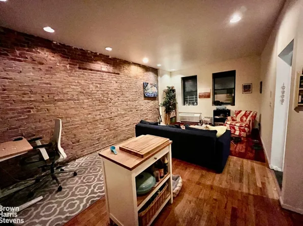 402 7th Avenue image 2 of 6