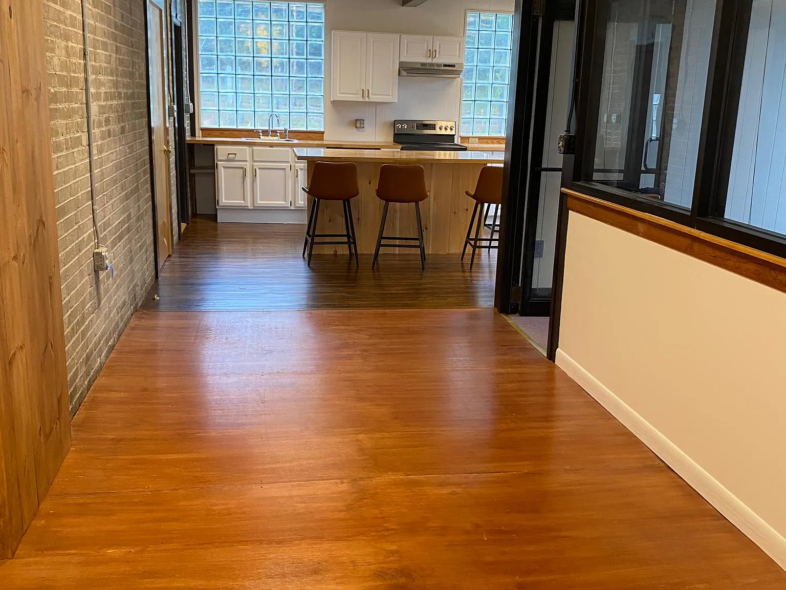 41 Spring Tree Rd — Photo 2