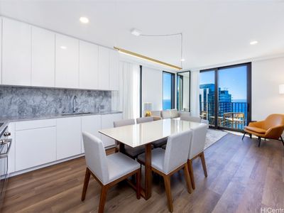 987 Queen St #3802, Honolulu, HI, 96814