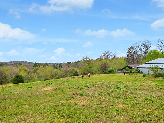 5th image of 1065 Baggett Rd