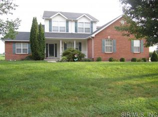 5697 Stone Villa Dr, Smithton, IL 62285